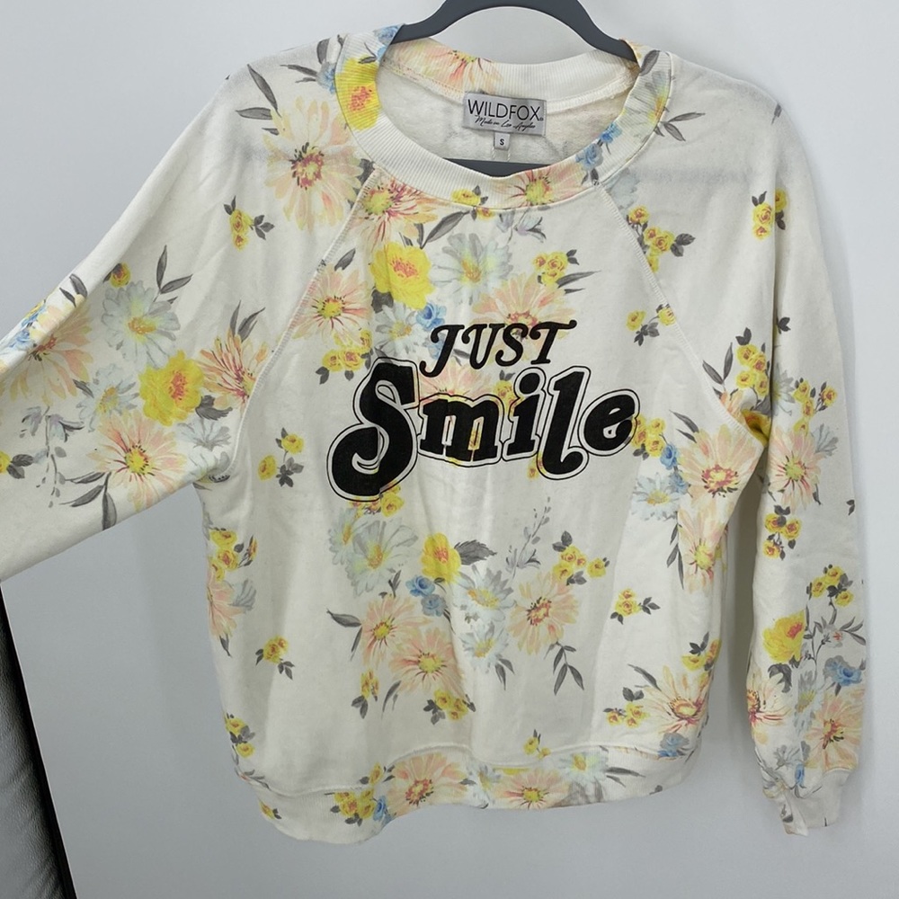 Wildfox Just Smile Floral Sweatshirt Size Small NWT Oversized Fit - Picture 4 of 8